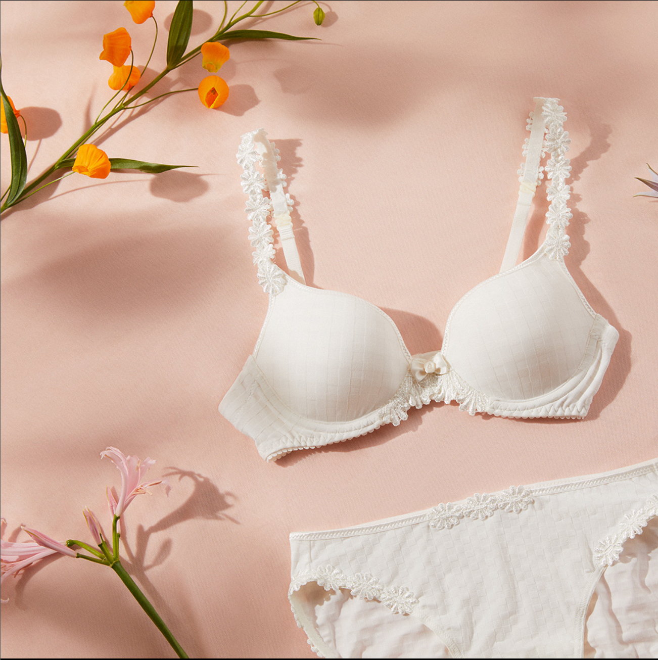 Avero BH Hvit (6544920182981)