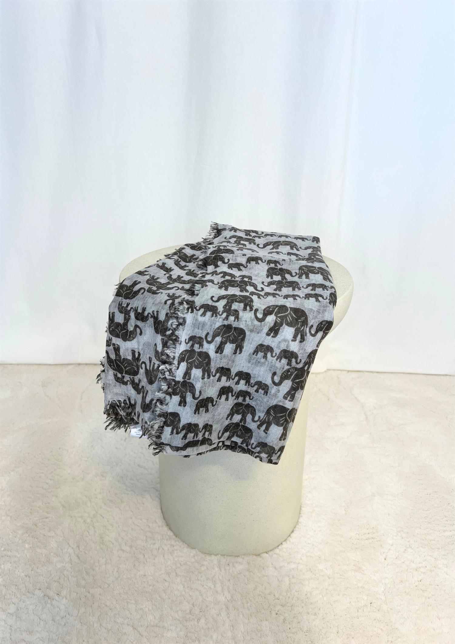 Bluck Scarf (8437967913157)