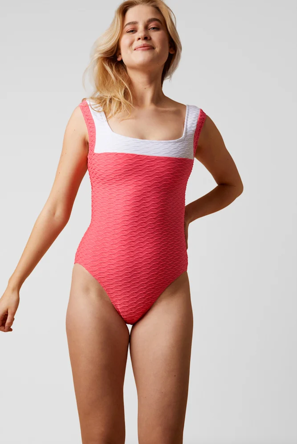 Swordfish Coral (7137471791301)