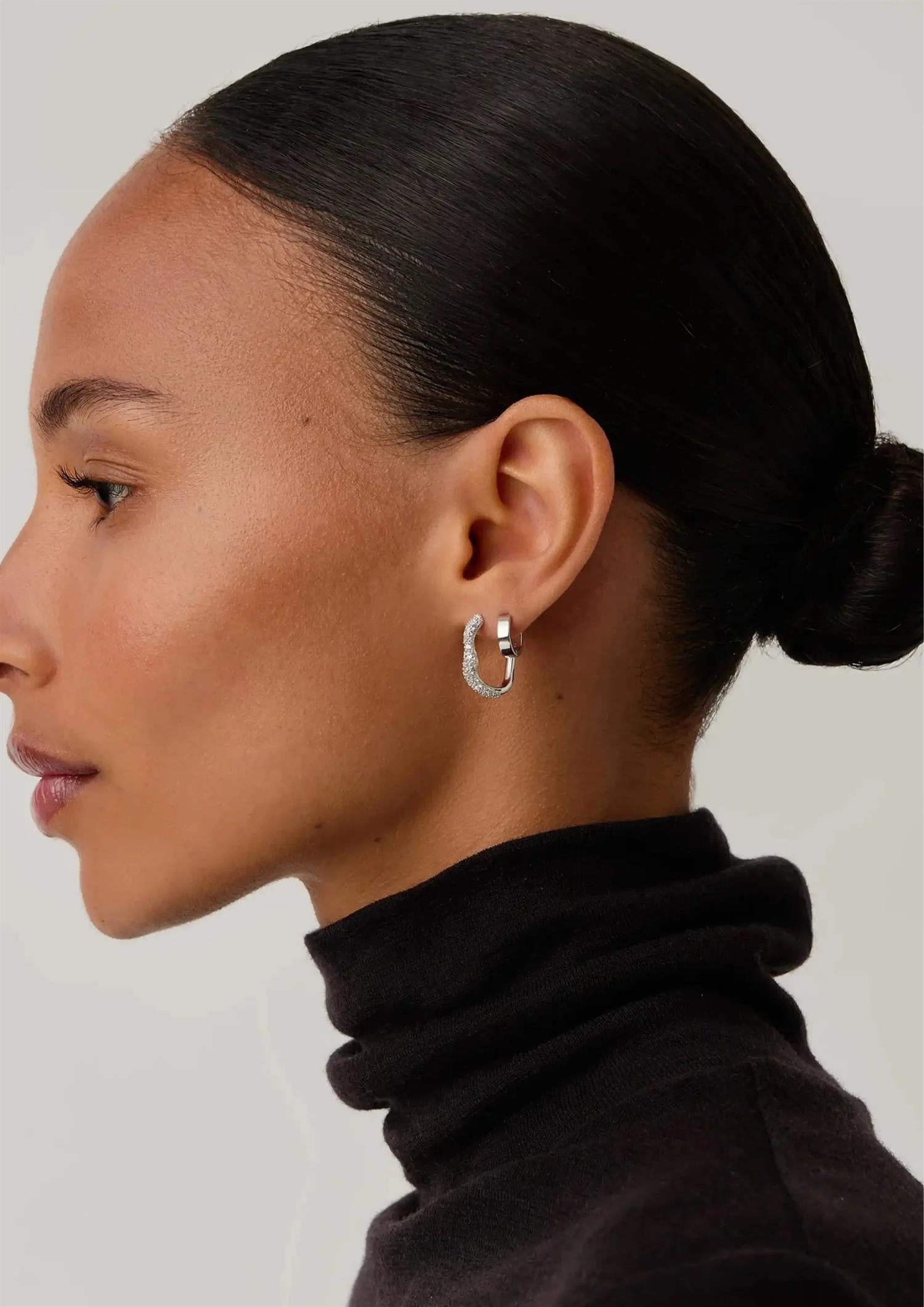 Molton Snow Small Hoop Earrings (8431972810949)