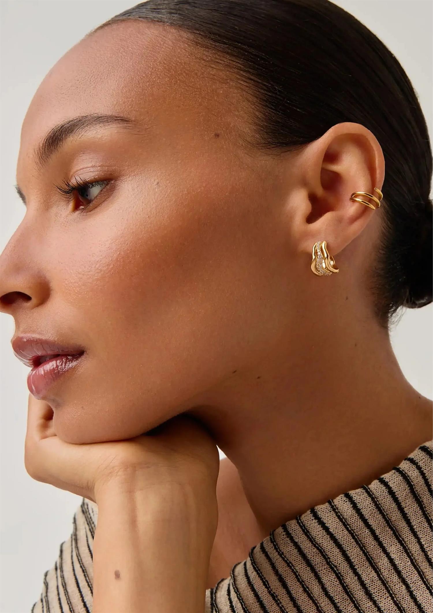 Molton Snow Triple Small Hoop Earrings (8431972843717)