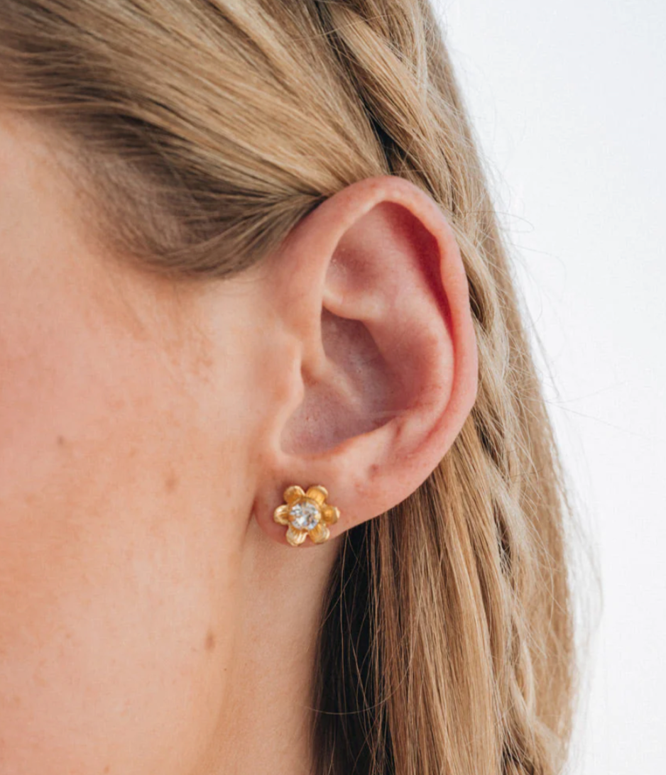 Juni Earrings Crystal (8343631495365)