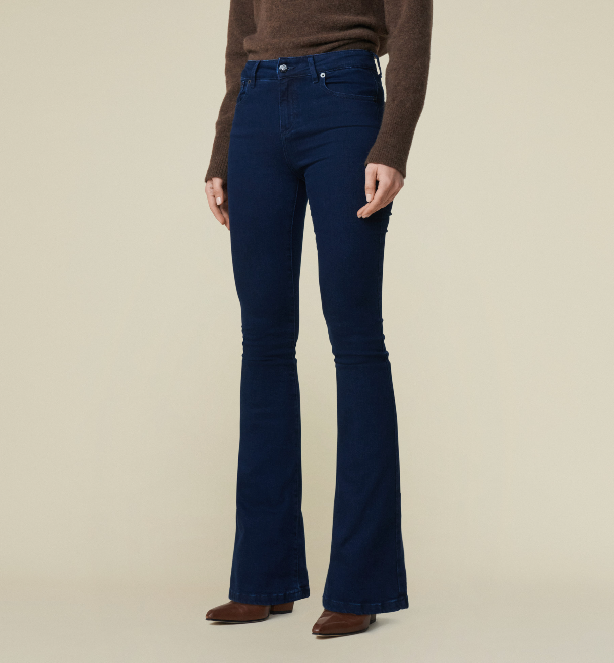 Raval Night Blue Rinse (8409718784197)