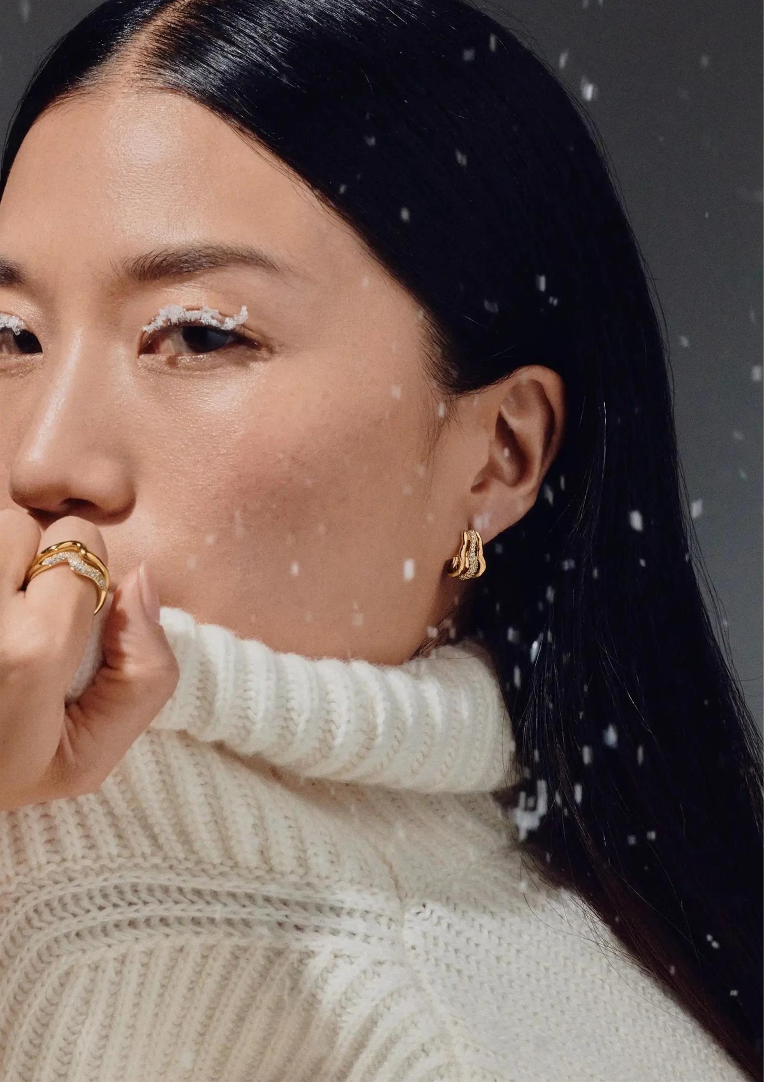 Molton Snow Triple Small Hoop Earrings (8431972843717)