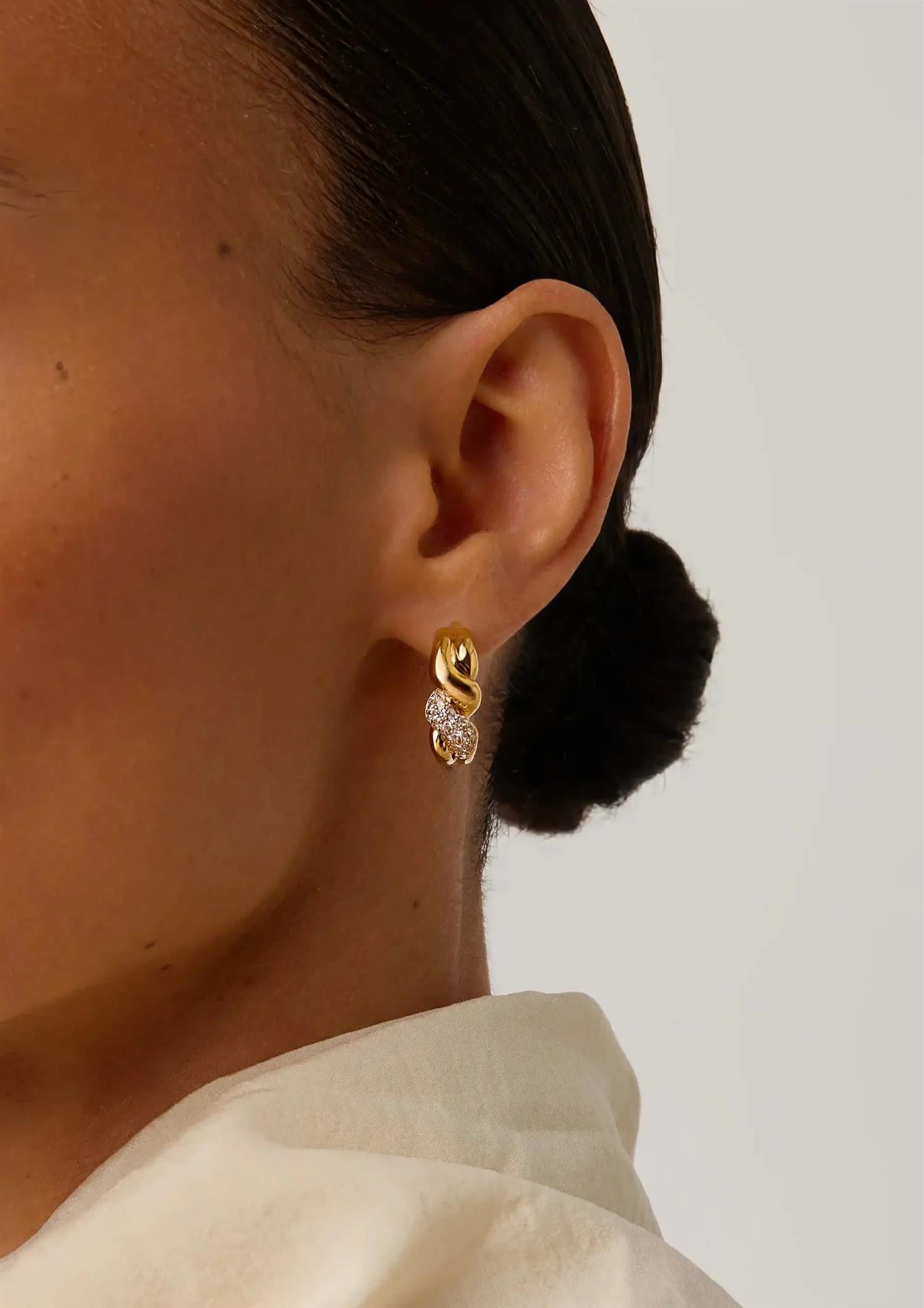 Molton Snow Twisted Small Hoop (8435488161989)