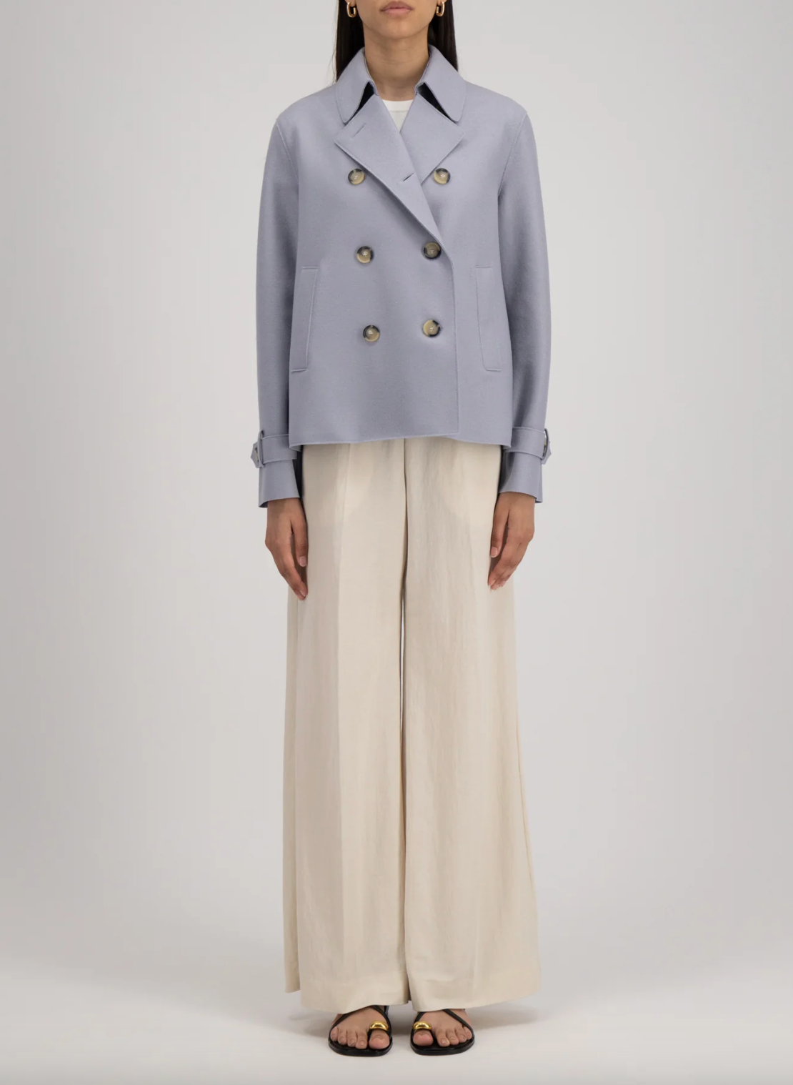 BDG - Haut Cody boutonné à volants | Urban Outfitters FR